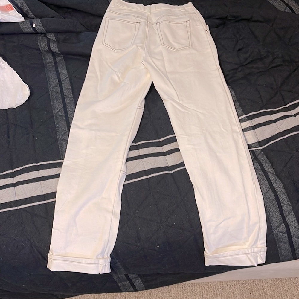 Kittenish pants - Picture 2 of 2